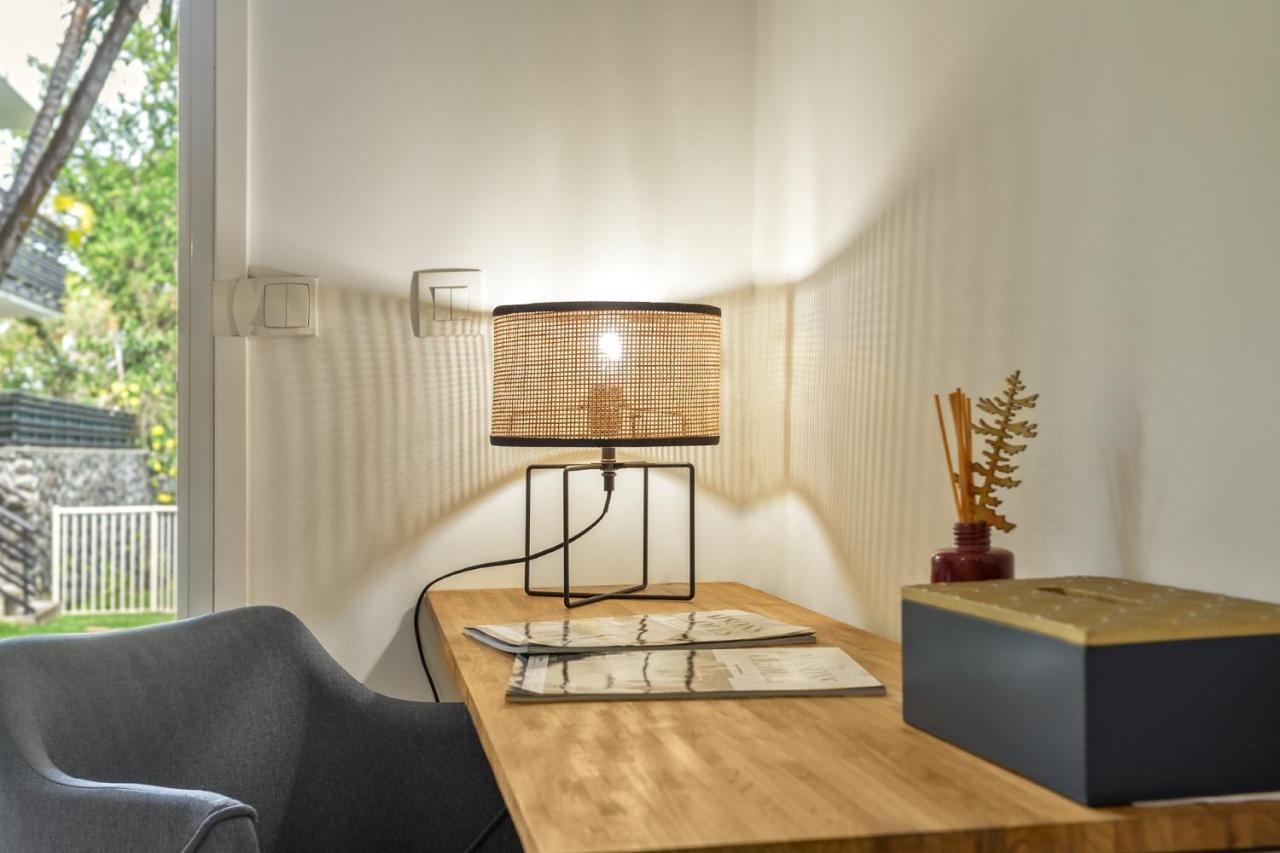 Le Saint-Gilles - Studio A St-Gilles-Les-Bains - Situe Dans Residence Privee Avec Piscine Zewnętrze zdjęcie
